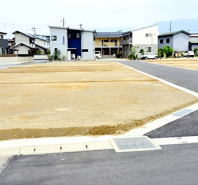 アパート建設前の土地